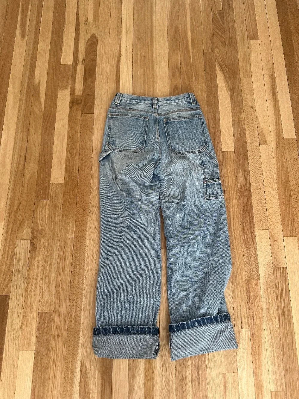 Brandy Melville, light blue carpenter jeans